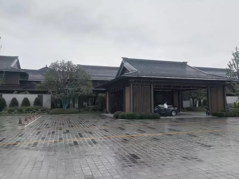 Proyek Instalasi & Komisioning Pompa Panas Dehumidifikasi Kolam Terintegrasi Greentown Guixiang Garden Selesai